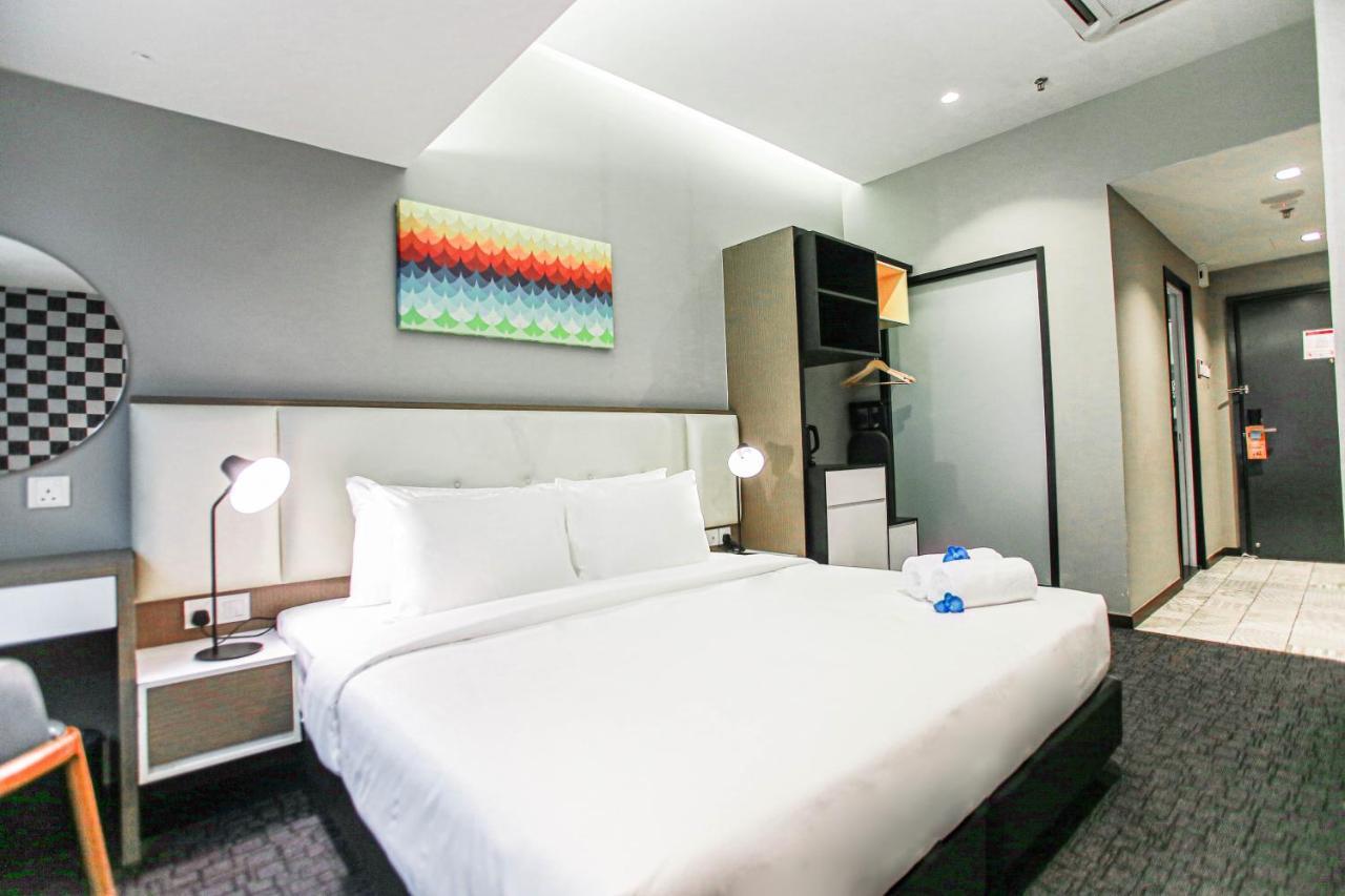 Fives Hotel Dnp Johor Bahru Dış mekan fotoğraf