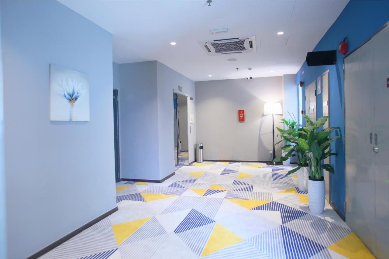 Fives Hotel Dnp Johor Bahru Dış mekan fotoğraf